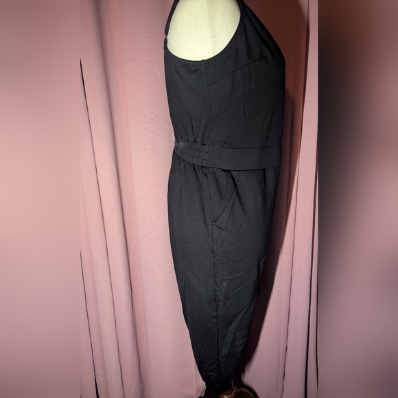 TORRID Sleeveless Ponte Black Jumpsuit 2x/18-20 - Picture 2 of 11